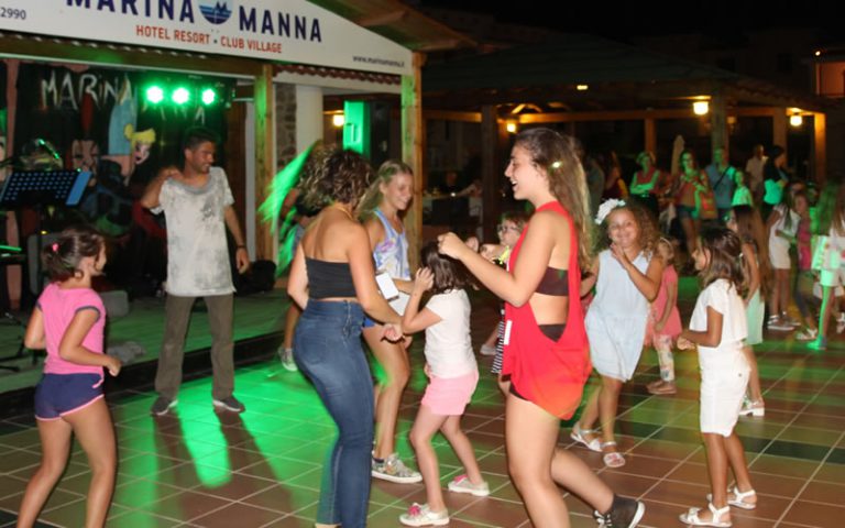 Animación Marina Manna Hotel & Club Village
